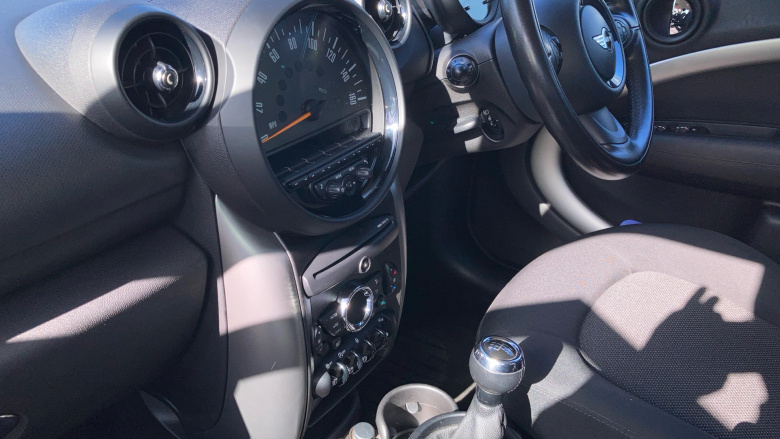 MINI Countryman 1.6 Cooper 5dr Petrol Hatchback